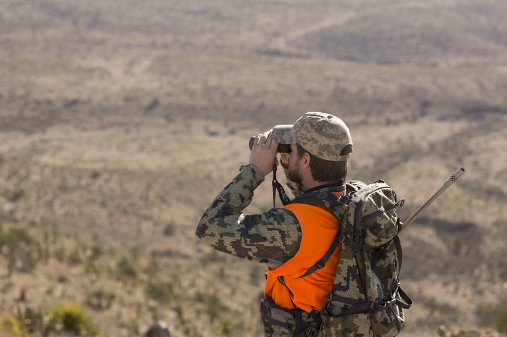Best Binoculars for Hunting Out West
