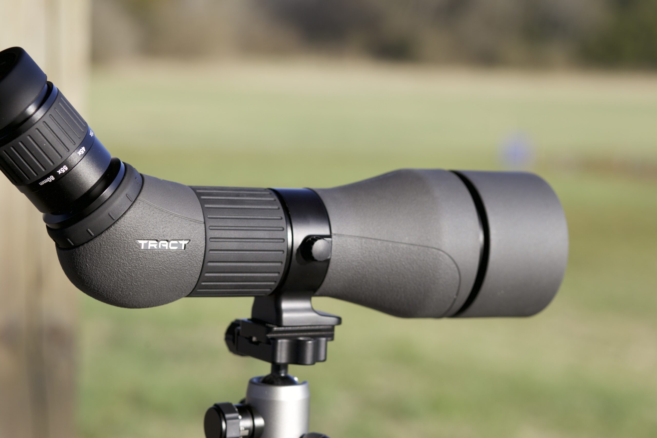 Finding the Best Spotting Scope For Long Range Shooting